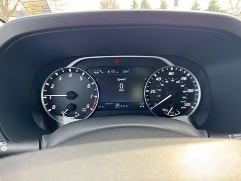 New 2026 Nissan Frontier SV w/ Tow Package AWD/4WD image 32