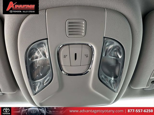 Used 2021 Jeep Compass Latitude AWD/4WD image 37