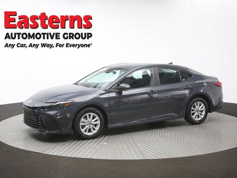 Used 2025 Toyota Camry LE FWD image 54