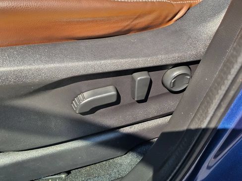 Used 2019 Subaru Ascent Touring w/ Popular Package #3 AWD/4WD image 37