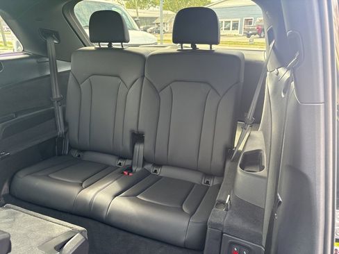 Used 2025 Audi Q7 3.0T Premium Plus image 24