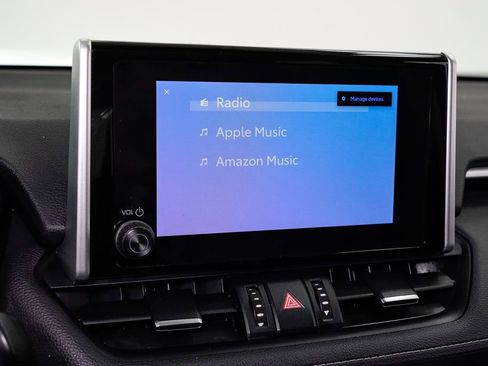 Used 2023 Toyota RAV4 XLE Premium image 19