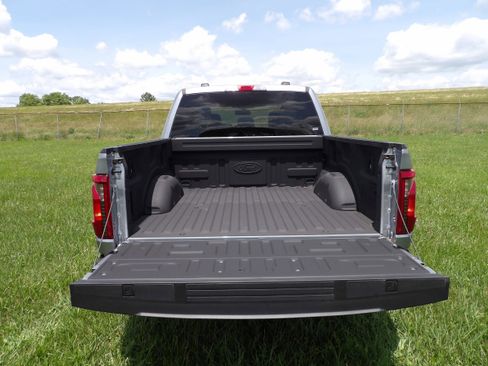 New 2024 Ford F150 XLT w/ Mobile Office Package image 8