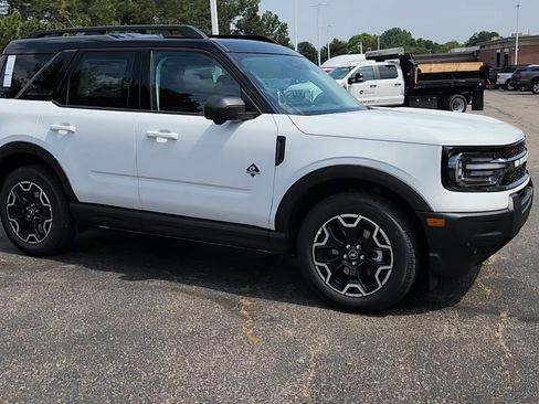 New 2025 Ford Bronco Sport Outer Banks w/ Outer Banks Tech Package+ image 11