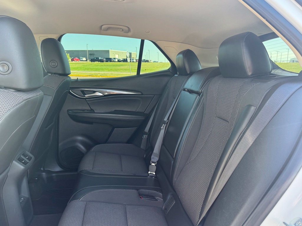 Used 2021 Buick Envision Preferred AWD/4WD image 33