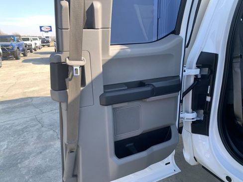 Used 2017 Ford F250 XL image 22