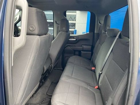 Used 2021 Chevrolet Silverado 1500 Custom AWD/4WD image 28