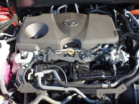 Used 2024 Toyota Highlander Platinum image 30