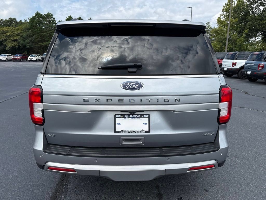 Used 2024 Ford Expedition Max XLT AWD/4WD image 30