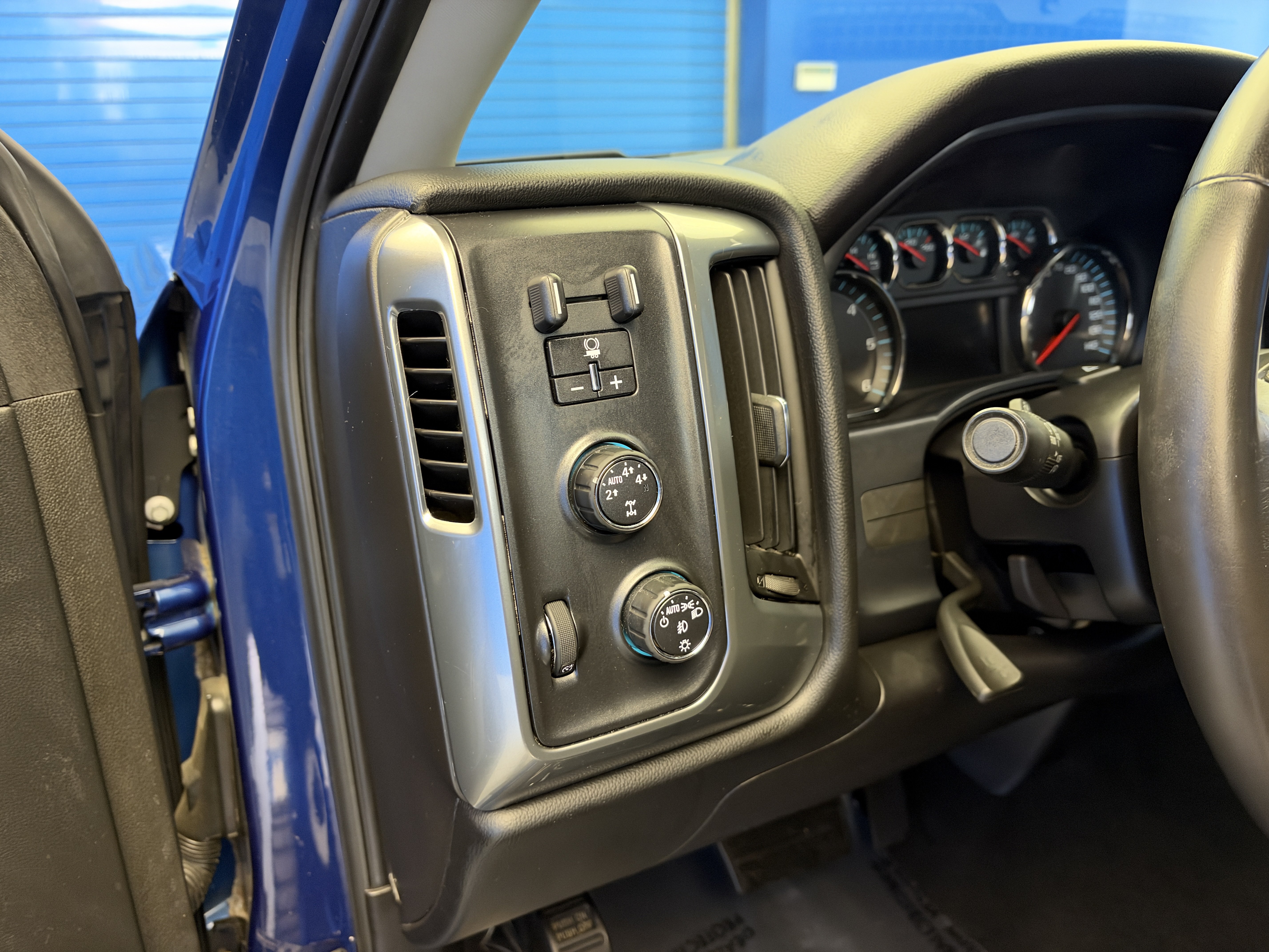 Used 2016 Chevrolet Silverado 1500 LT w/ All Star Edition AWD/4WD image 15