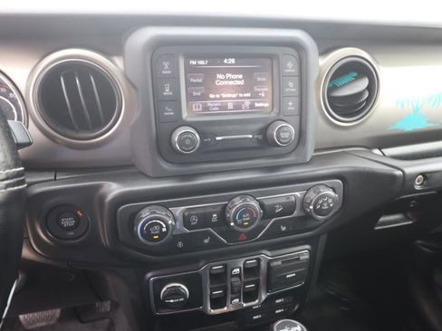 Used 2020 Jeep Wrangler Unlimited Sport S AWD/4WD image 21