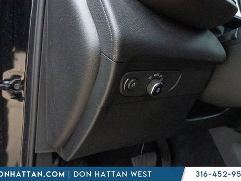 Used 2023 Buick Envision Essence FWD image 17