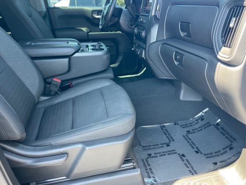 Used 2023 Chevrolet Silverado 1500 Custom AWD/4WD image 27