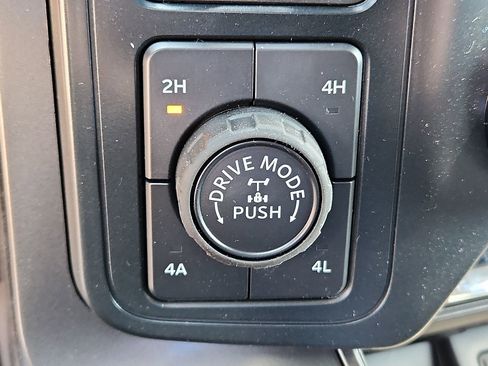 New 2025 Ford F150 Lariat w/ Equipment Group 502A High image 16