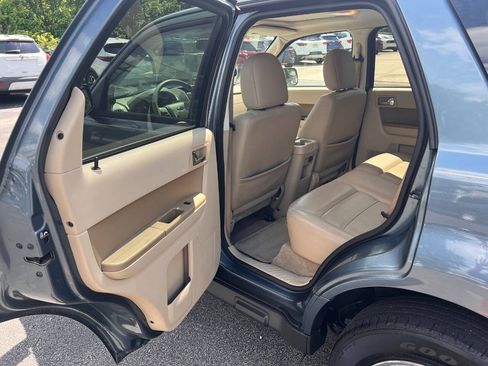 Used 2010 Ford Escape Limited AWD/4WD image 20