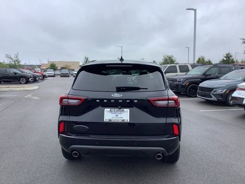 Used 2023 Ford Escape ST-Line w/ Tech Pack #1 image 5