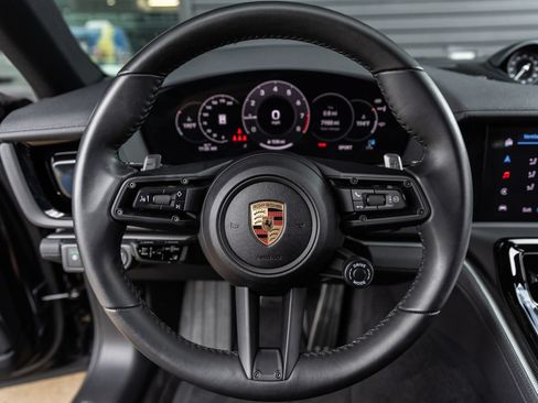 Certified 2025 Porsche Panamera image 28