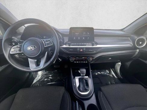 Used 2019 Kia Forte LXS FWD image 16