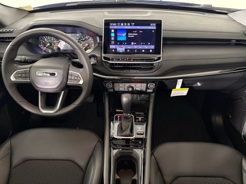 New 2026 Jeep Compass Latitude w/ Sun and Sound Group AWD/4WD image 35