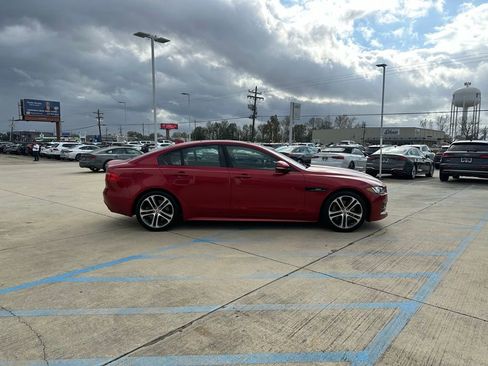 Used 2019 Jaguar XE R-Sport image 6