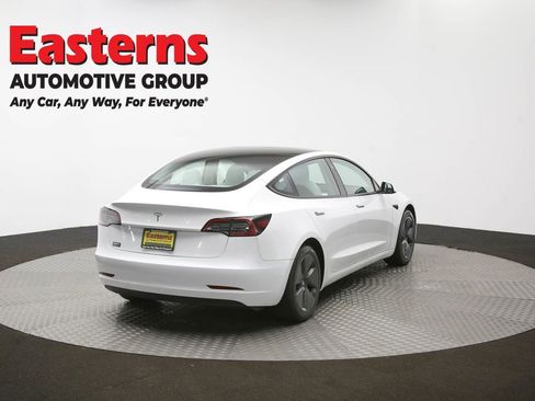 Used 2023 Tesla Model 3 Standard Range image 35