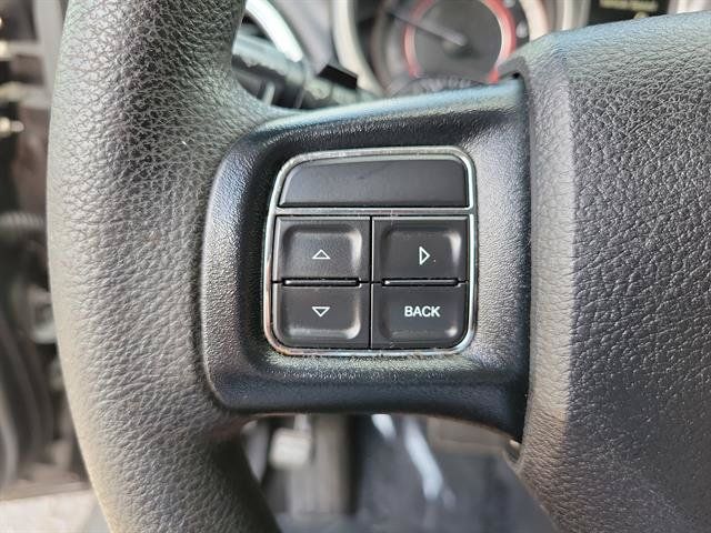 Used 2019 Dodge Journey SE FWD image 15