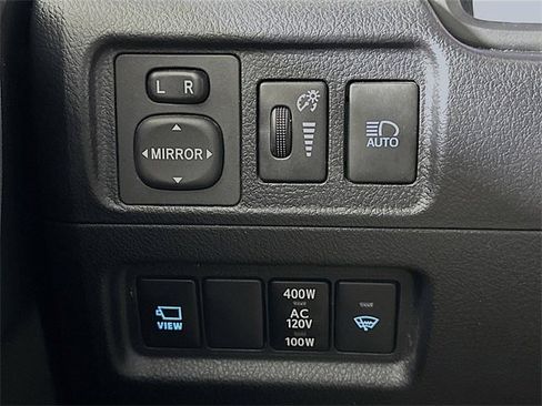 Used 2022 Toyota 4Runner Limited image 10