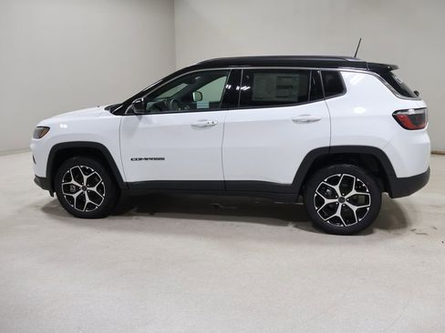 New 2026 Jeep Compass Limited image 4