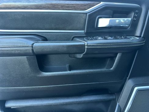 Used 2020 RAM 3500 Laramie image 11
