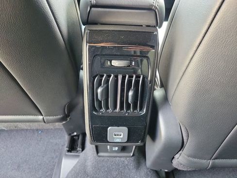 New 2026 Jeep Compass Latitude image 10