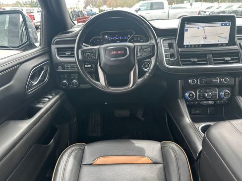 Used 2021 GMC Yukon XL AT4 w/ Rear Media and Nav Package AWD/4WD image 15