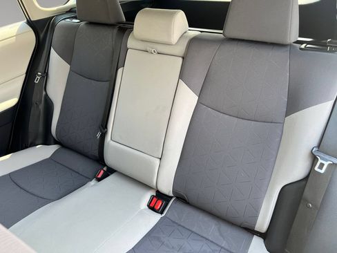Used 2022 Toyota RAV4 XLE w/ Convenience Package AWD/4WD image 16