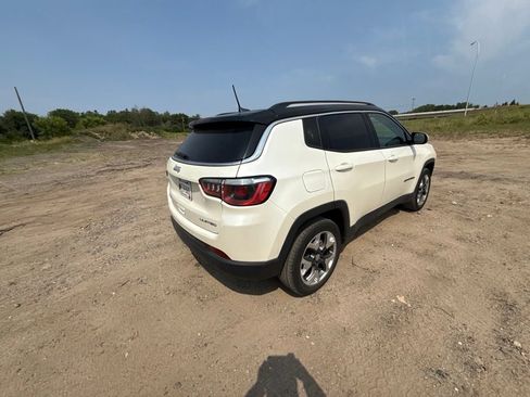 Used 2018 Jeep Compass Limited w/ Safe & Security Group AWD/4WD image 14