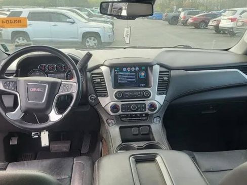 Used 2020 GMC Yukon SLT image 8