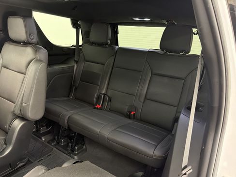Used 2023 Chevrolet Tahoe High Country w/ Advanced Technology Package AWD/4WD image 28