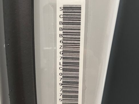 Used 2020 Bentley Flying Spur W12 image 25