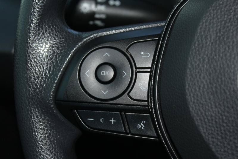 Used 2025 Toyota Corolla LE FWD image 24