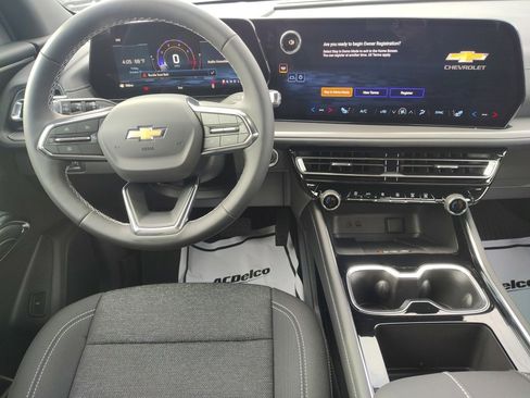 New 2026 Chevrolet Traverse LT w/ LPO, Floor Liner Package image 13