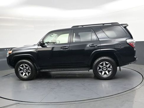 Used 2021 Toyota 4Runner TRD Off-Road AWD/4WD image 6