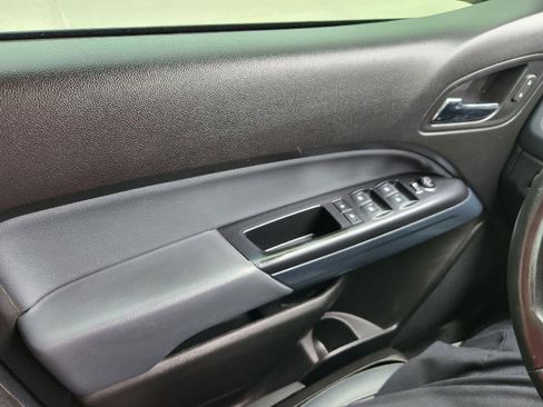 Used 2019 Chevrolet Colorado Z71 image 18