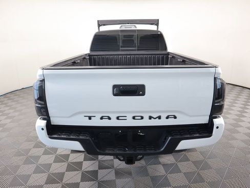 Used 2023 Toyota Tacoma TRD Sport image 6