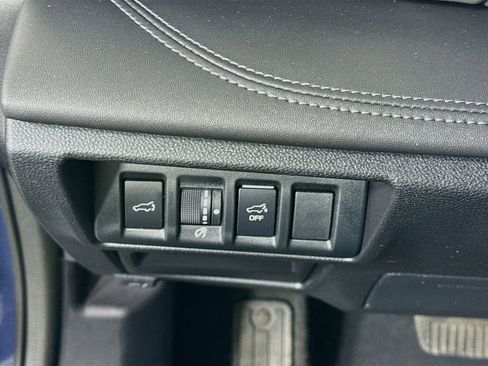 Certified 2025 Subaru Outback Limited image 22