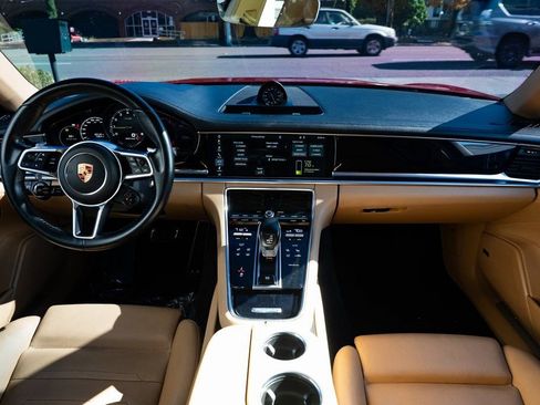 Used 2020 Porsche Panamera 4 w/ Premium Package Plus AWD/4WD image 8