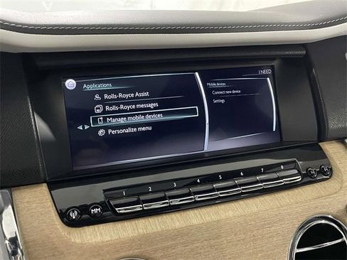 Used 2019 Rolls-Royce Cullinan image 32