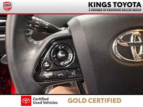 Certified 2022 Toyota Prius Prime Limited FWD image 28
