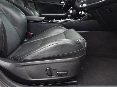 Used 2019 Kia Stinger Premium image 13