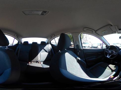 Used 2025 Nissan Versa SV FWD image 42