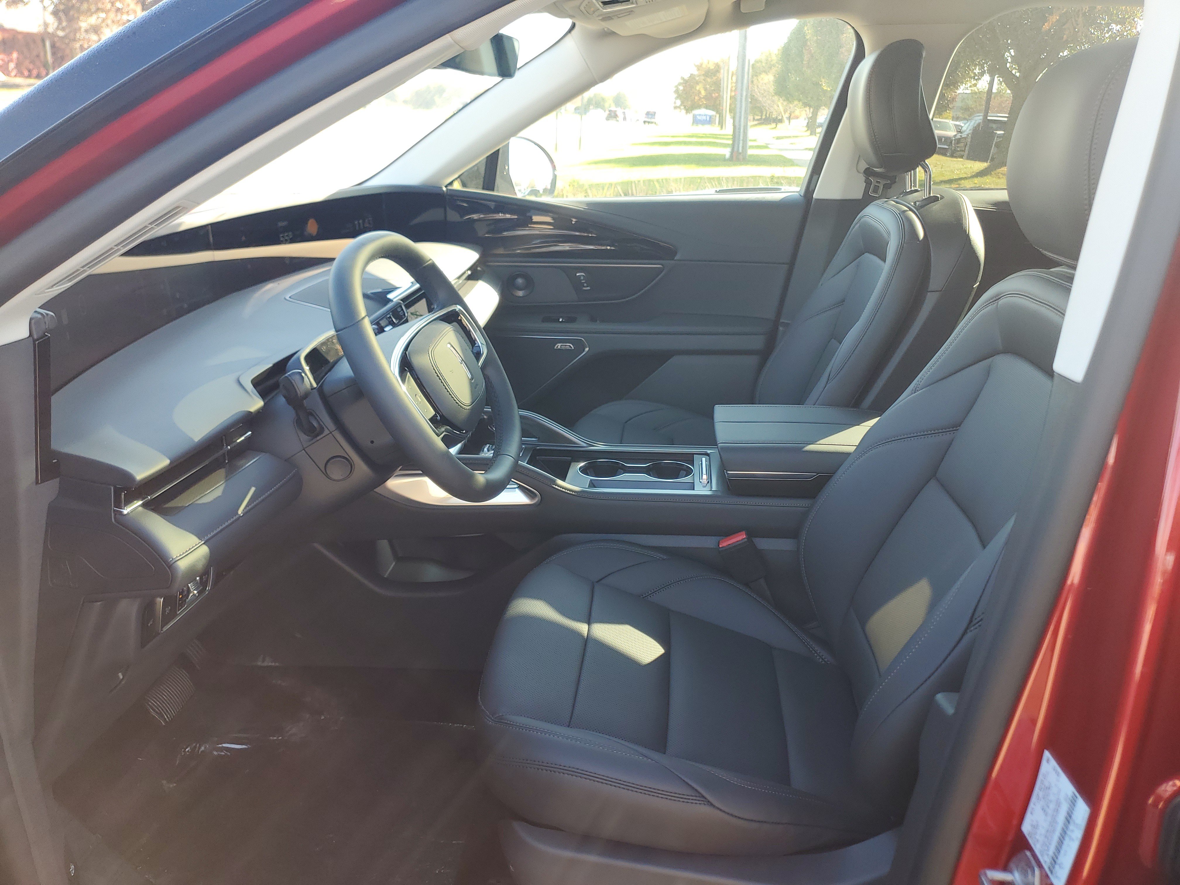New 2026 Lincoln Nautilus Premier w/ Equipment Group 102A AWD/4WD image 10