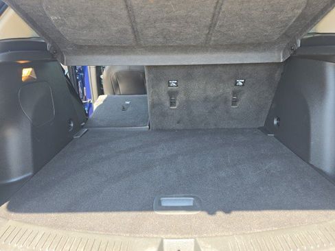 Used 2023 Buick Encore GX Essence w/ Experience Buick Package FWD image 39