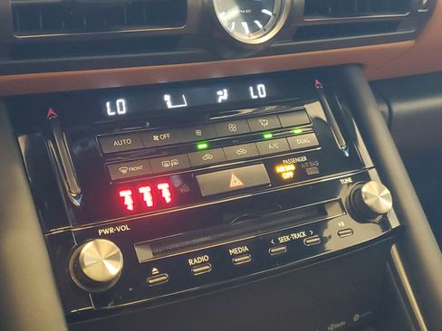 Used 2025 Lexus IS 350 F Sport image 33